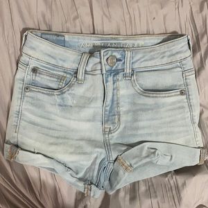 American Eagle light washed shorts